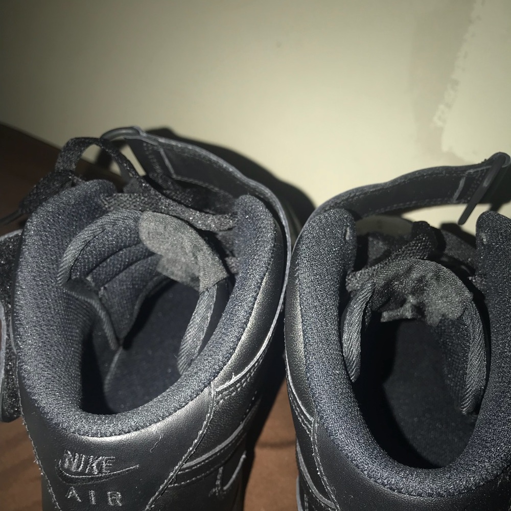 All black forces - Picture 2 of 6